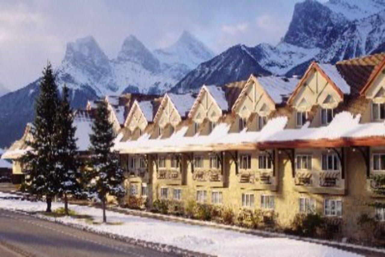 Canmore Inn & Suites Eksteriør bilde
