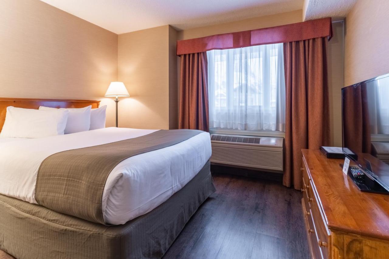 Canmore Inn & Suites Eksteriør bilde